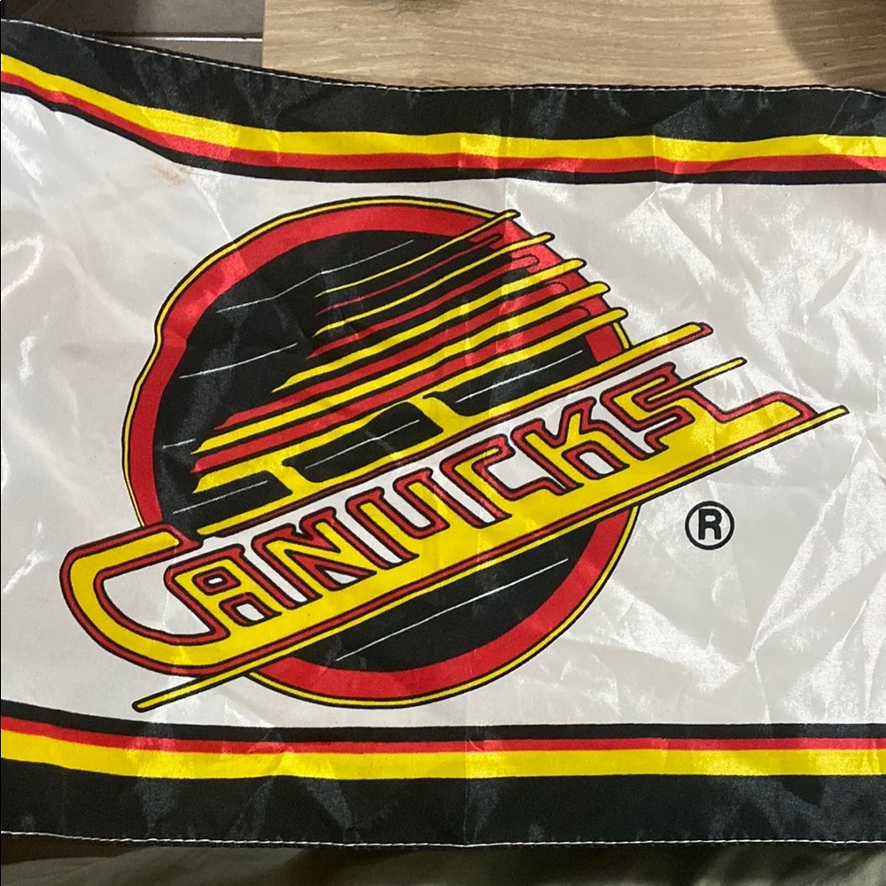 Vintage 90’s NHL Vancouver Canucks Flag Memorabilia